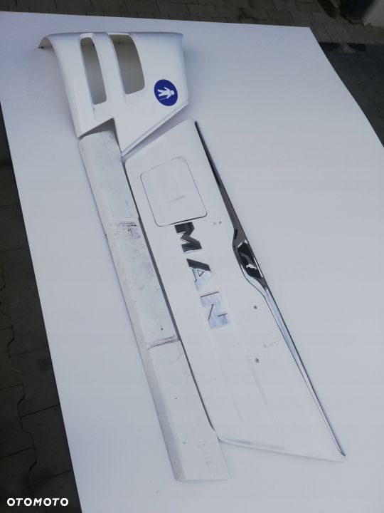 ATRAPA GRILL MASKA MAN NEOPLAN AUTOBUS - 1