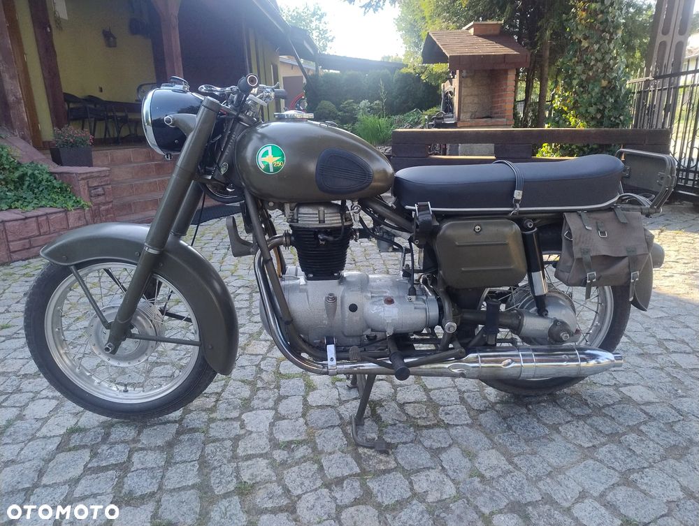 BMW R - 5