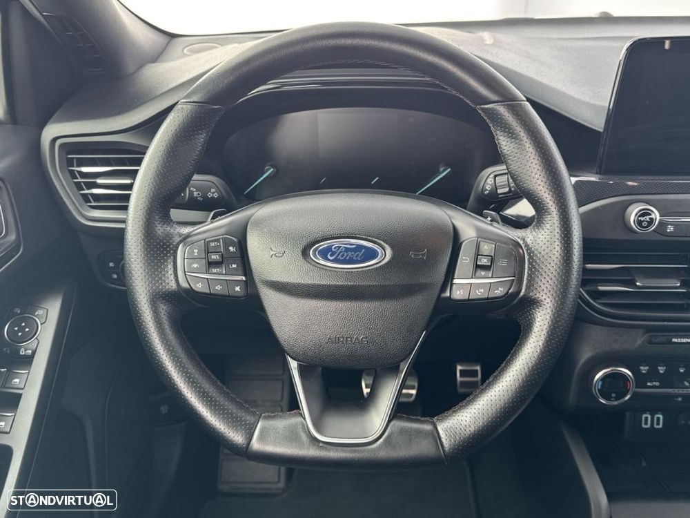 Ford Focus - 17