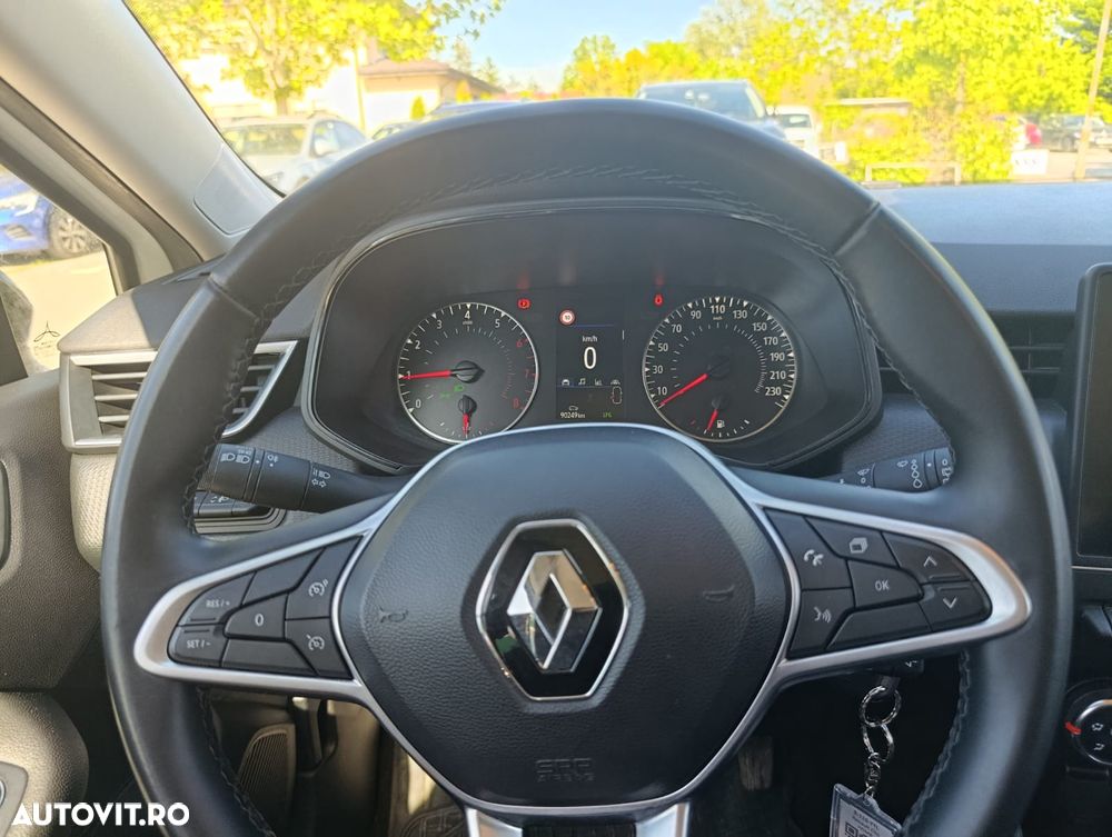Renault Clio V 1.0 TCe 100 Equilibre - 11