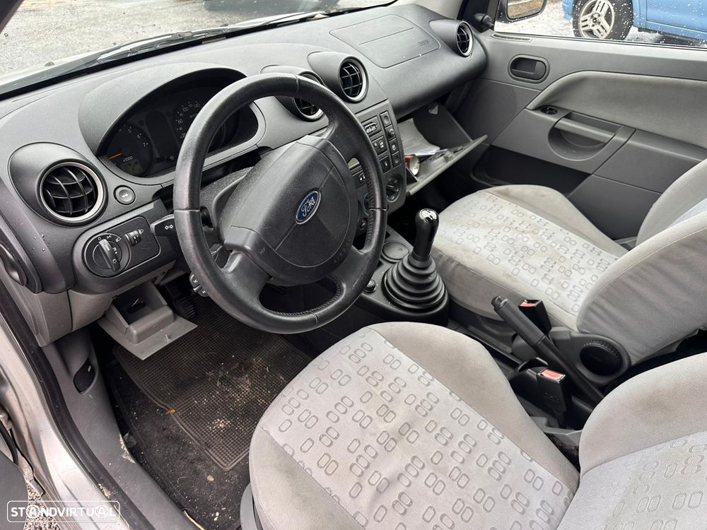 Ford Fiesta Mk5 1.25 16V Gasolina 75 cv  55 kW 2002 - 2008 FUJA para peças - 3