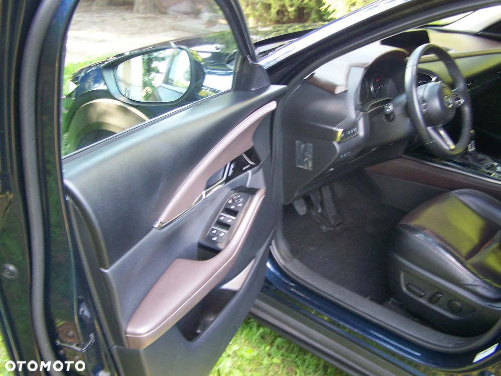 Mazda CX-30 - 32