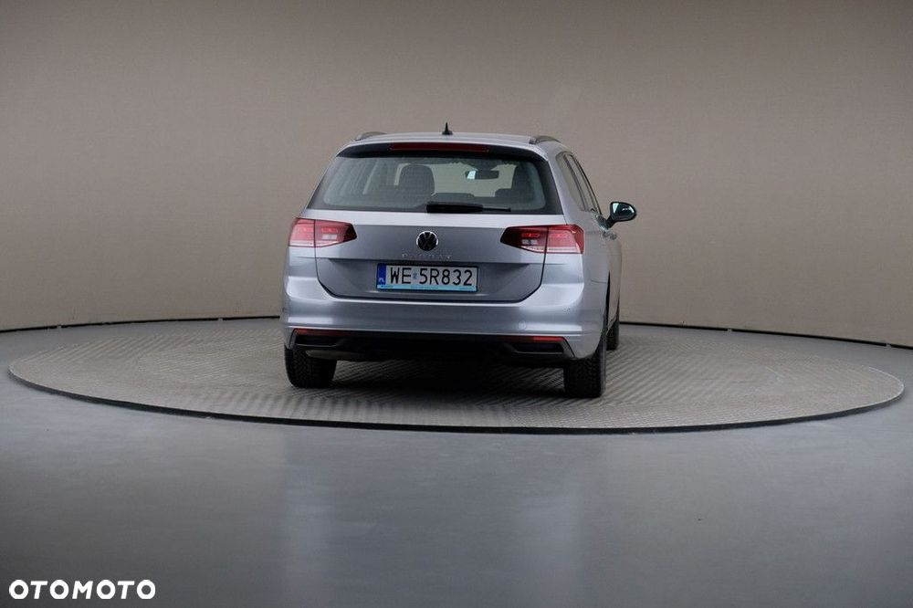 Volkswagen Passat Variant 1.5 TSI EVO Essence DSG - 5