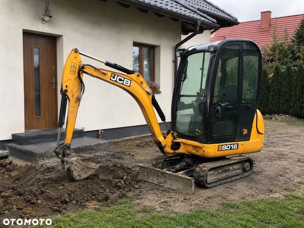 JCB 8016 - 5
