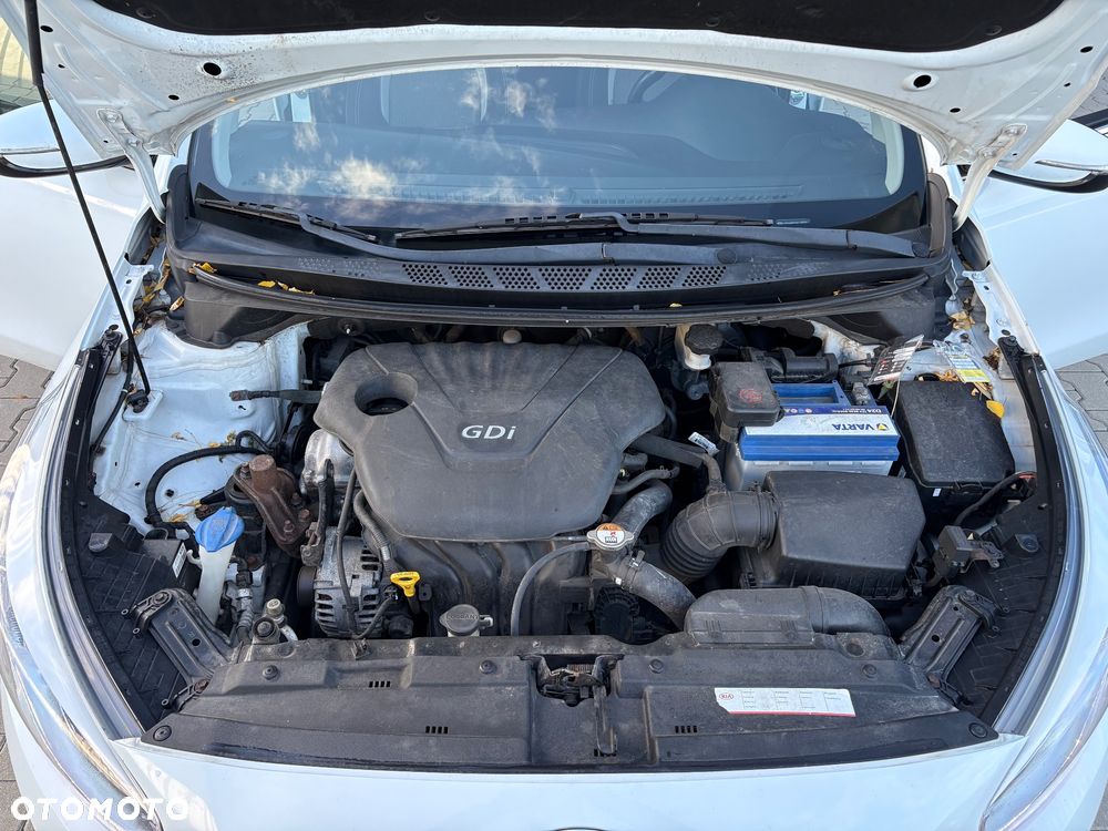 Kia Ceed - 24
