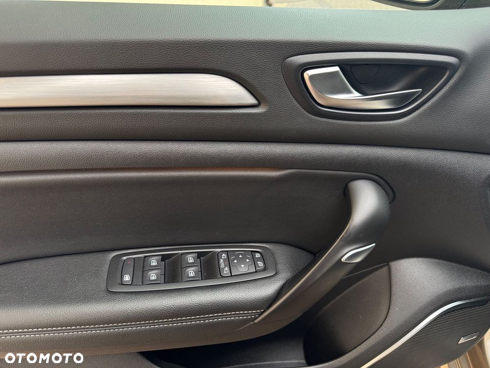 Renault Megane dCi 110 FAP EDC Bose Edition - 19