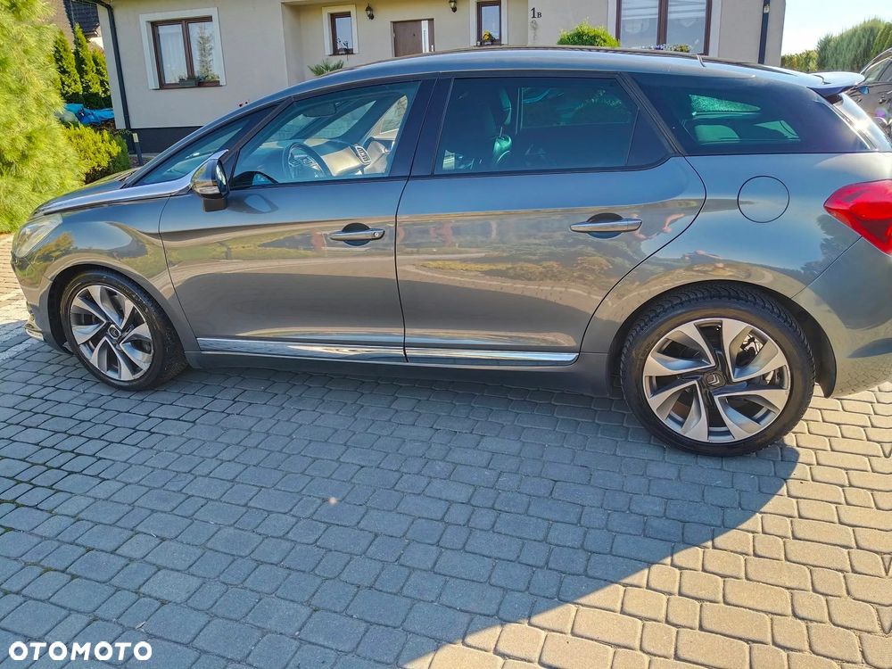 Citroën DS5 HDi 165 Chic - 15