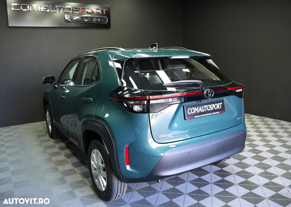 Toyota Yaris Cross - 4