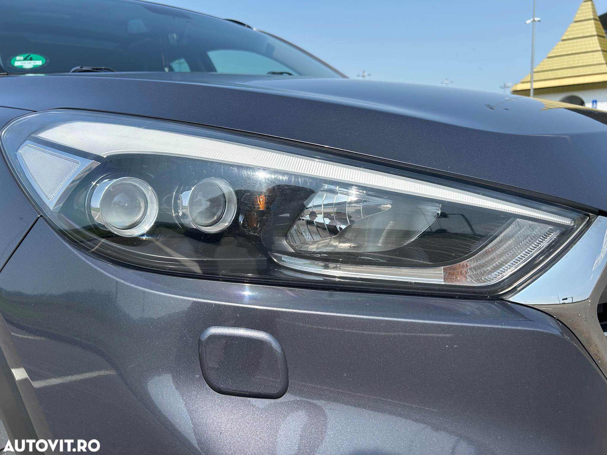 Hyundai Tucson 2.0 CRDI 4WD Automatik Premium - 16