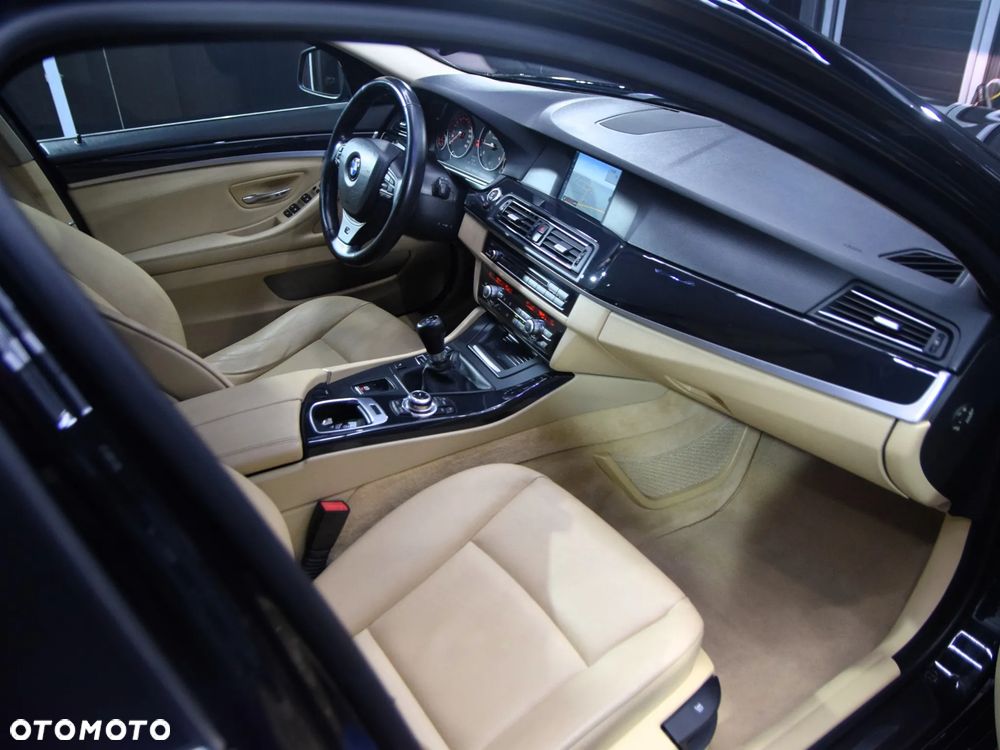 BMW Seria 5 520d - 6