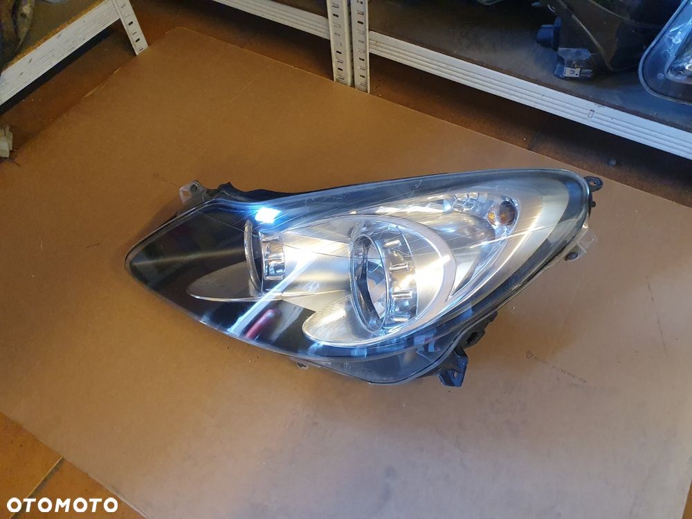 REFLEKTOR LEWY OPEL CORSA D CZARNY ŚRODEK - 4