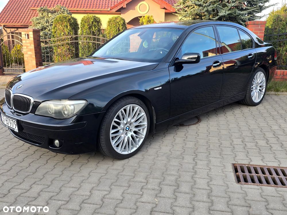 BMW Seria 7 750i - 2