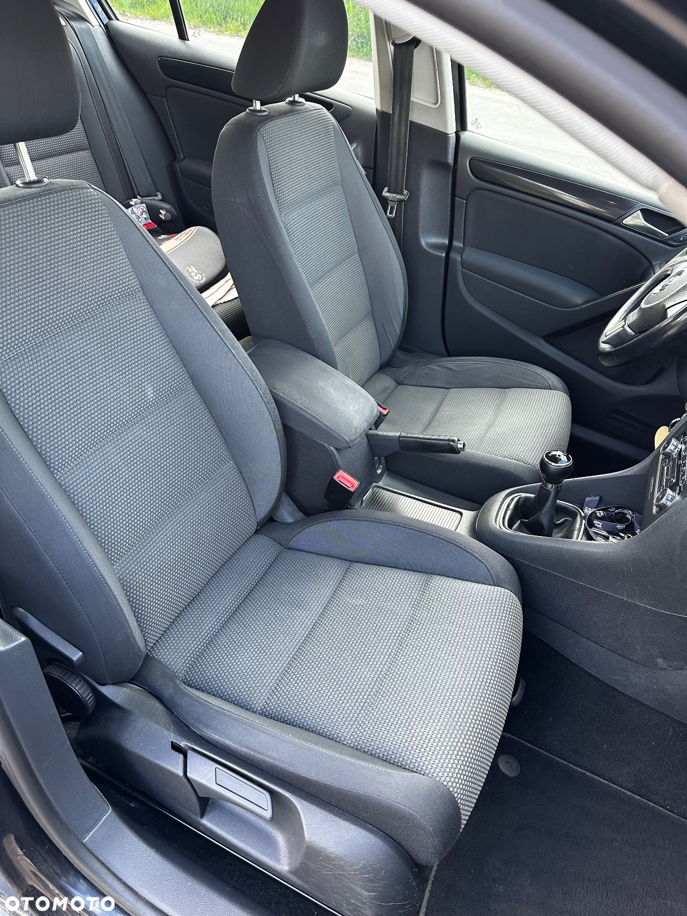 Volkswagen Golf 1.6 TDI DPF MATCH - 20