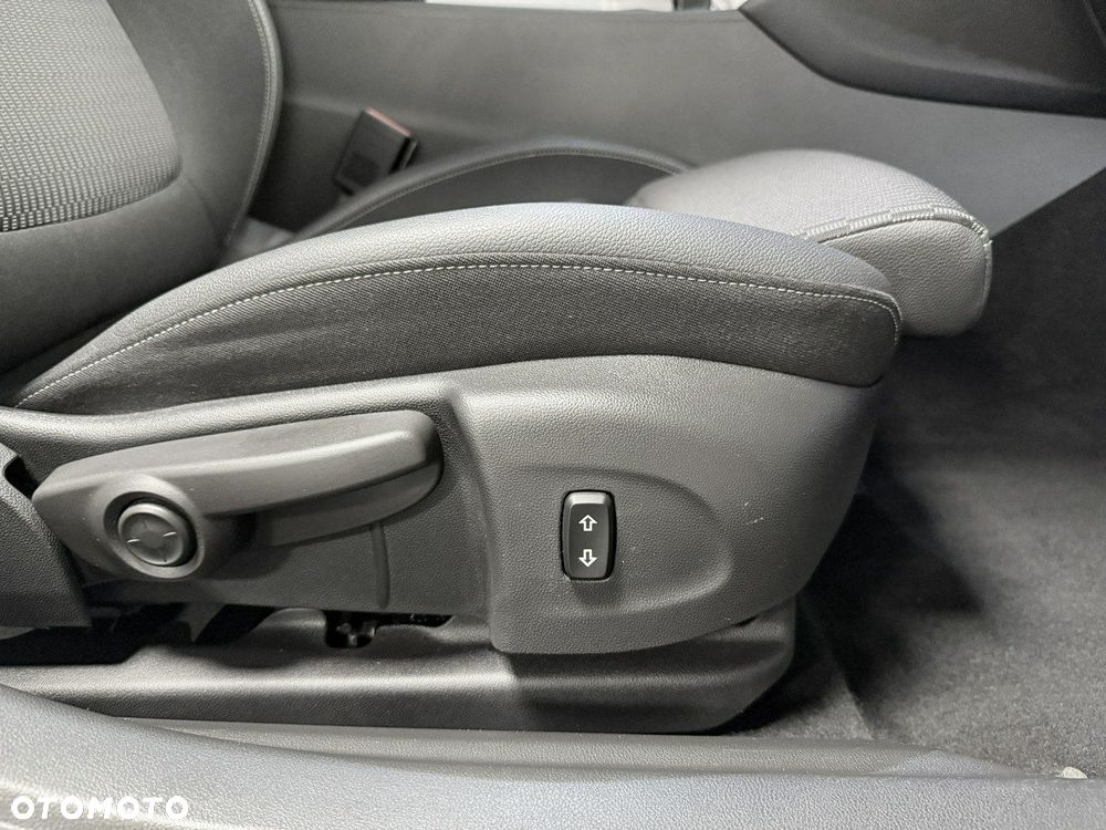 Opel Insignia - 24