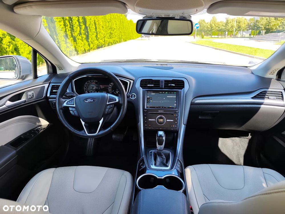 Ford Mondeo 2.0 TDCi STart-Stopp PowerShift-Aut Titanium - 13