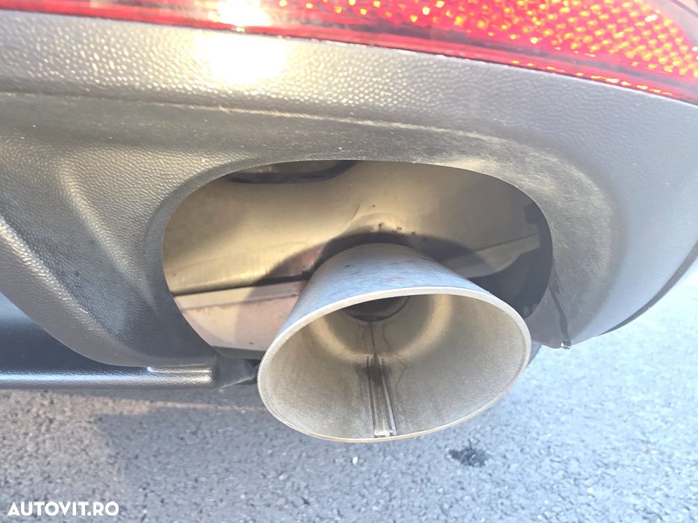 Volkswagen Passat CC 2.0 TDI DSG 4Motion BMT - 19