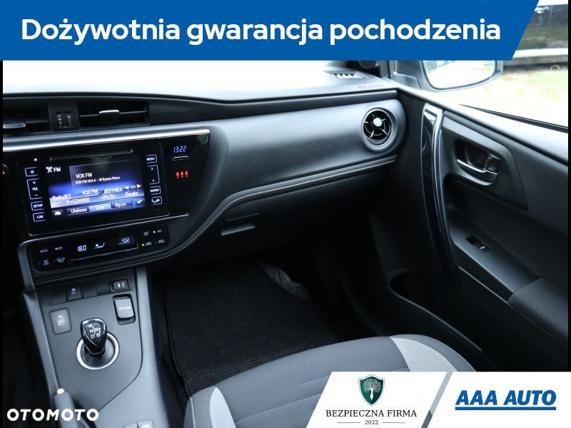 Toyota Auris - 9