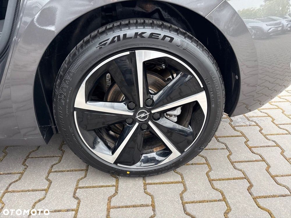 Opel Astra 1.2 T GS S&S - 11