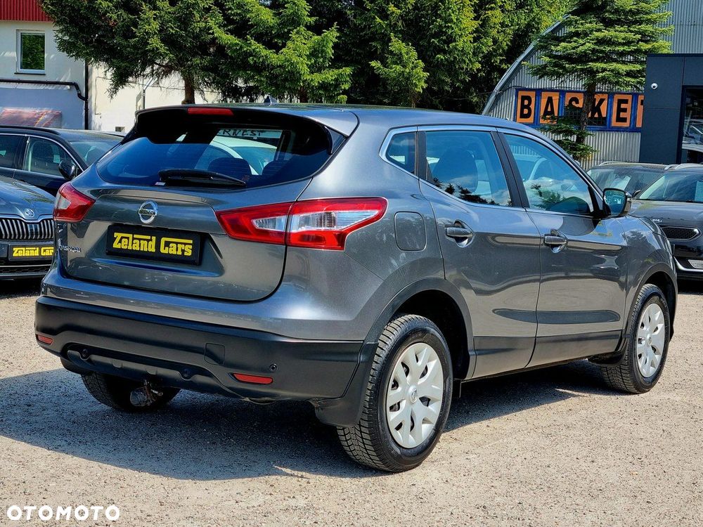 Nissan Qashqai 1.2 DIG-T Visia Xtronic - 5