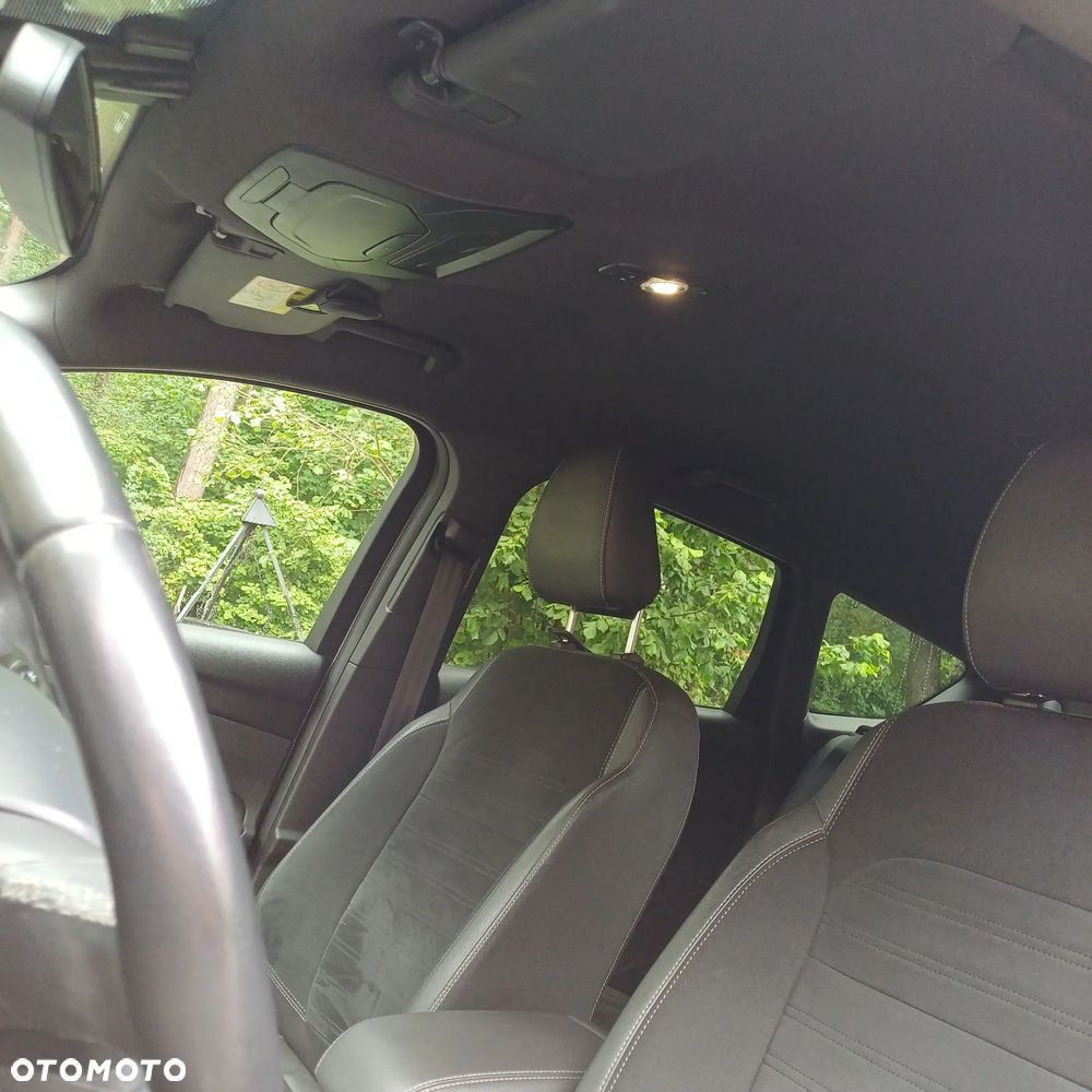 Ford Kuga 1.5 EcoBoost FWD ST-Line ASS - 11