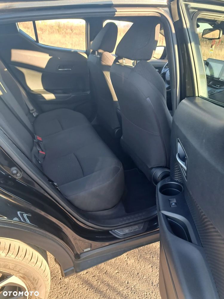 Toyota C-HR - 15