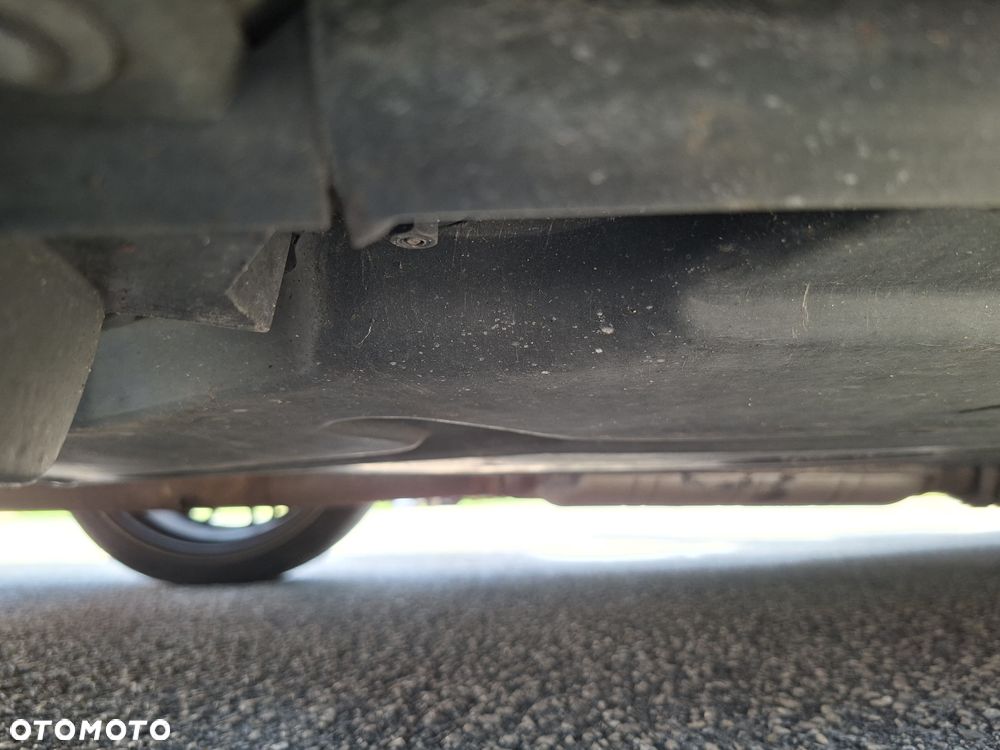 Mercedes-Benz CLK - 28