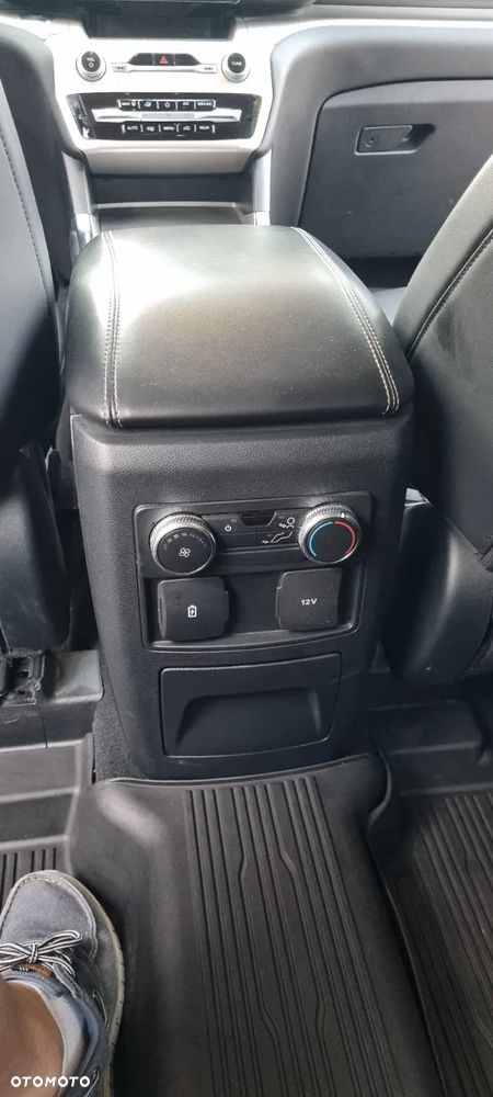 Ford Explorer - 12