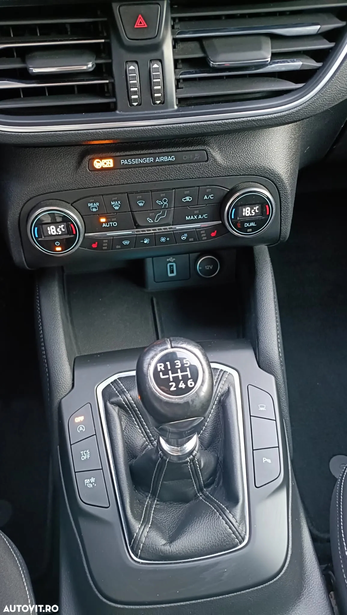 Ford Focus 1.5 EcoBlue Titanium X - 13