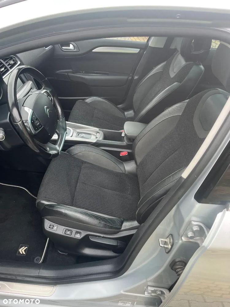 Citroën C4 PureTech 130 Stop & Start EAT6 Selection - 11