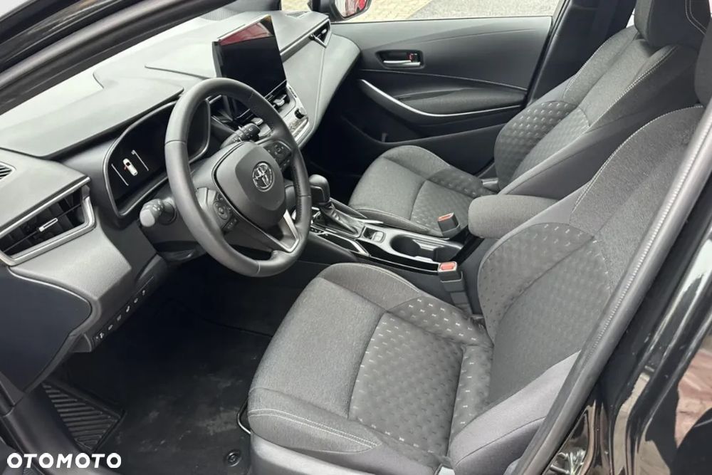 Toyota Corolla 1.8 Hybrid Comfort - 13