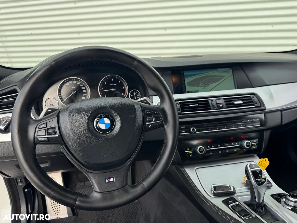 BMW Seria 5 525d xDrive Sport-Aut. - 35