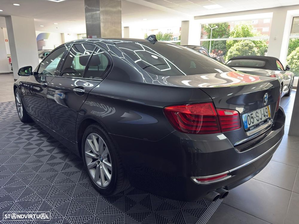 BMW 520 d xDrive Line Luxury Auto - 11