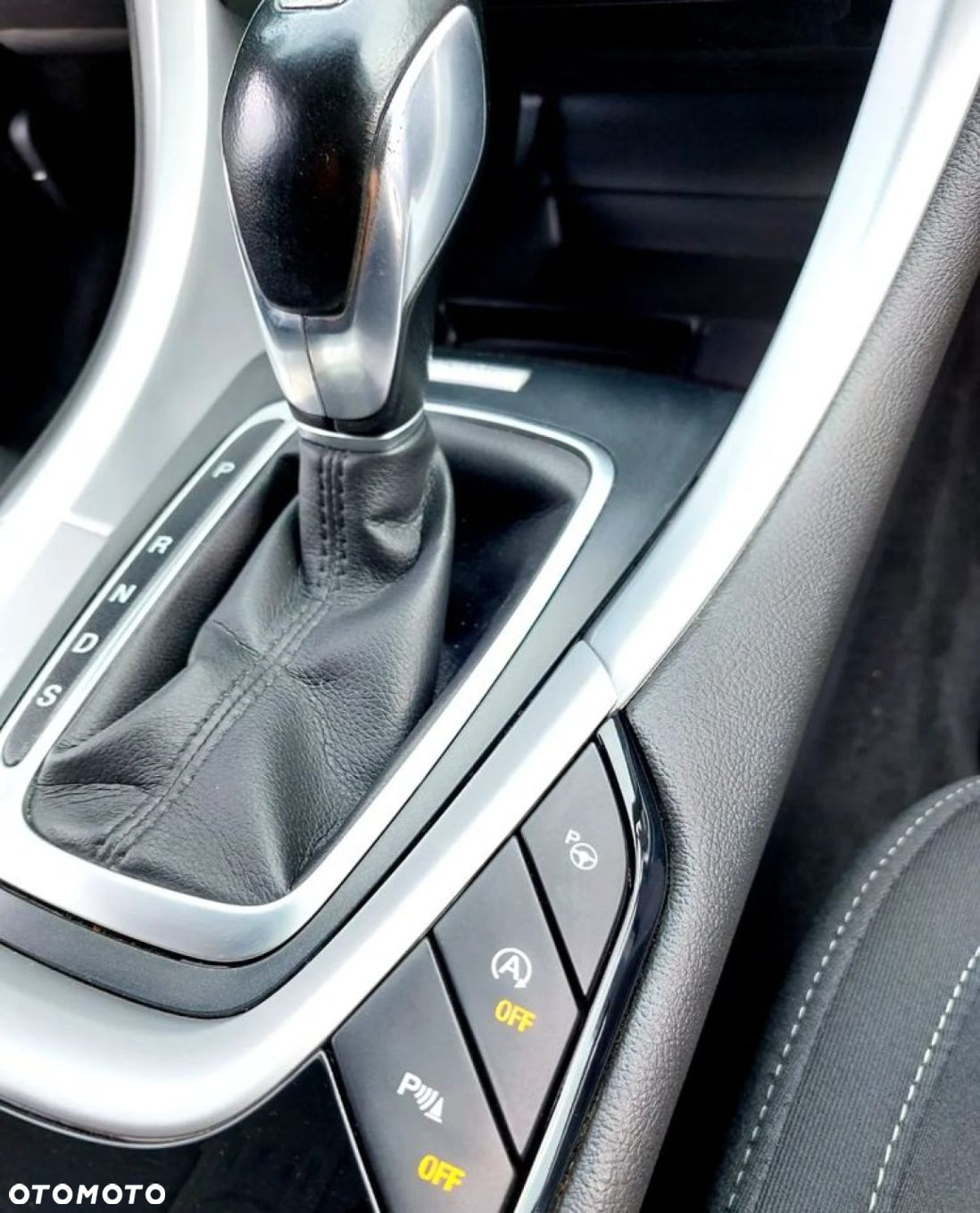 Ford Mondeo - 22