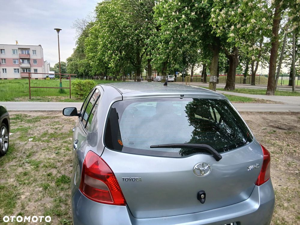Toyota Yaris - 3