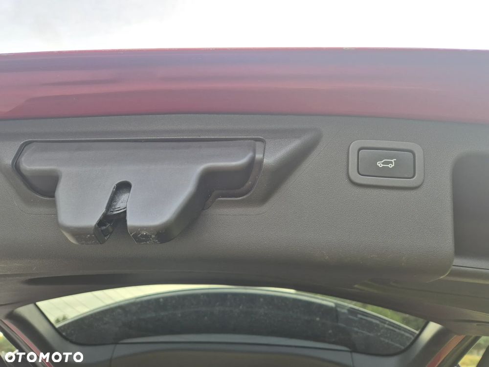 Land Rover Discovery Sport - 16