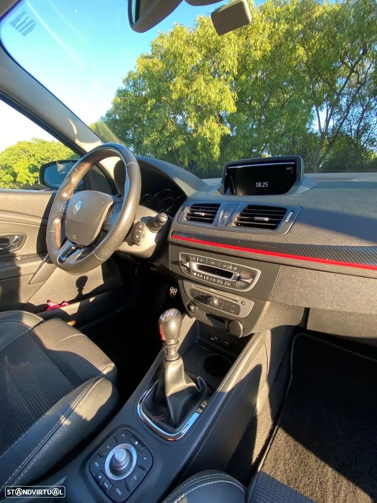 Renault Mégane 1.5 dCi GT Line SS - 11