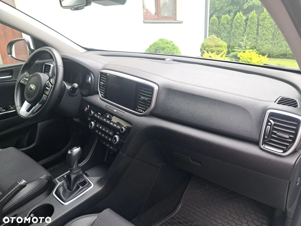 Kia Sportage 1.6 GDI Black Edition 2WD - 19