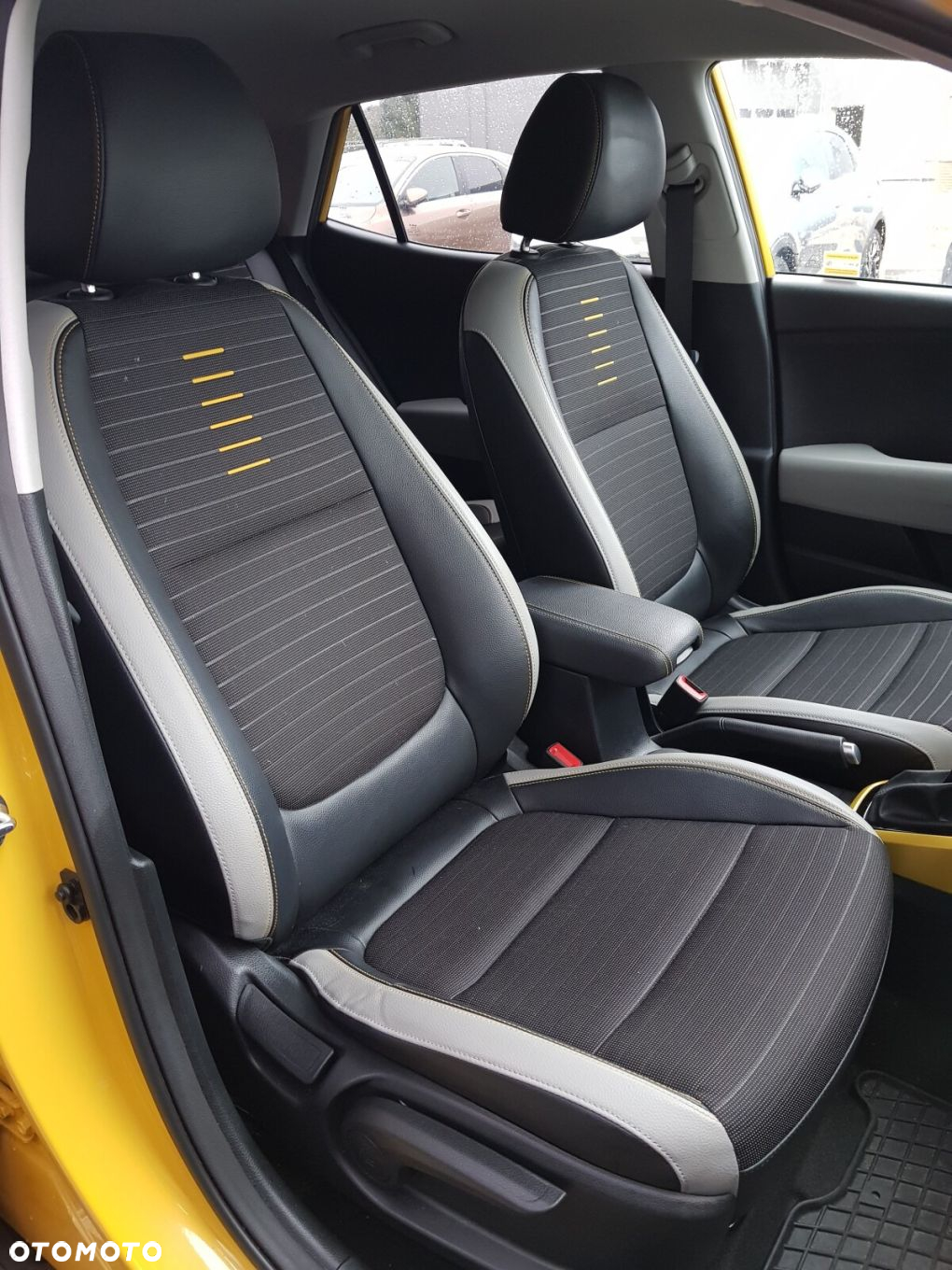 Kia Stonic 1.0 T-GDI MHEV L Business Line DCT - 19