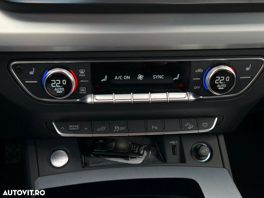 Audi Q5 50 TFSIe quattro S tronic S line - 17