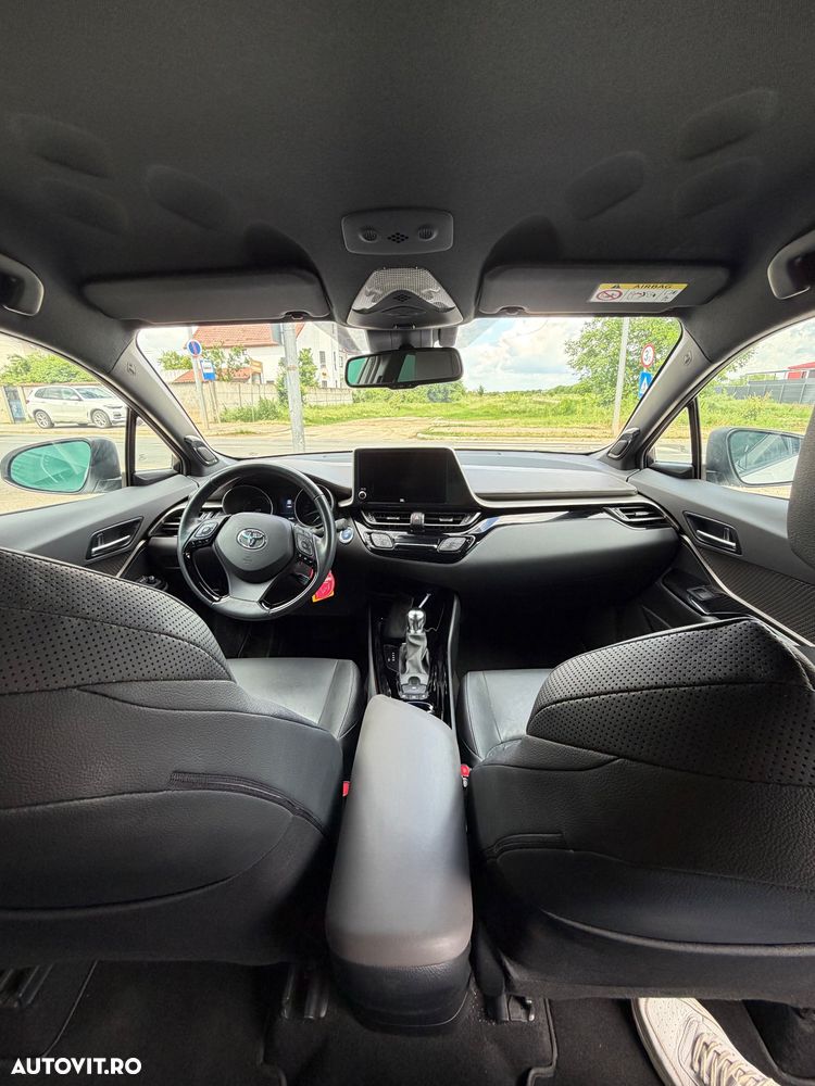 Toyota C-HR - 6