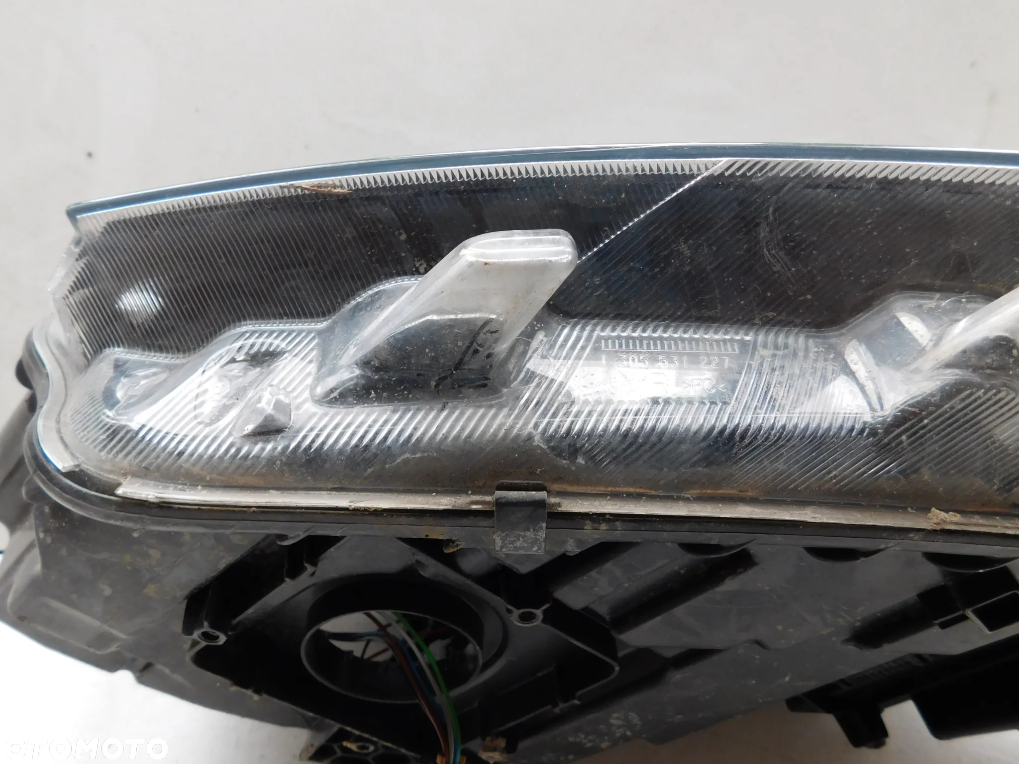 lampa prawa przód SKODA OCTAVIA III XENON SKRĘTNY EUROPA - 8