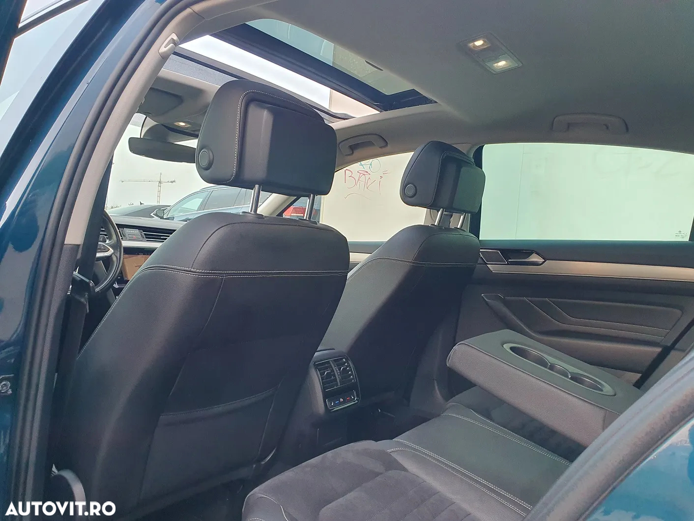 Volkswagen Passat Variant 2.0 BiTDI 4Mot DSG Highline - 10