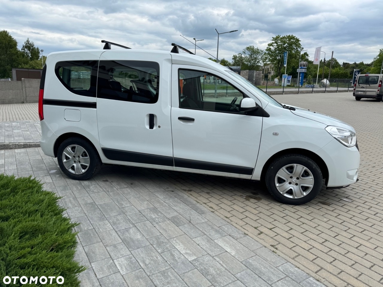 Dacia Dokker 1.6 SCe Laureate - 4