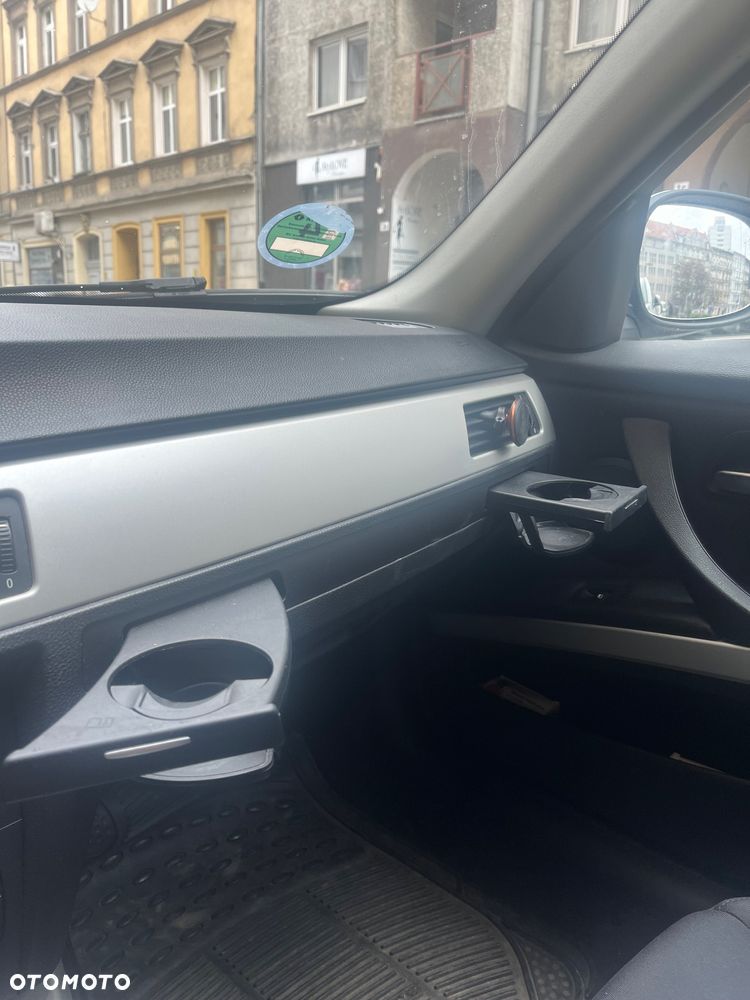 BMW Seria 3 320d DPF - 29