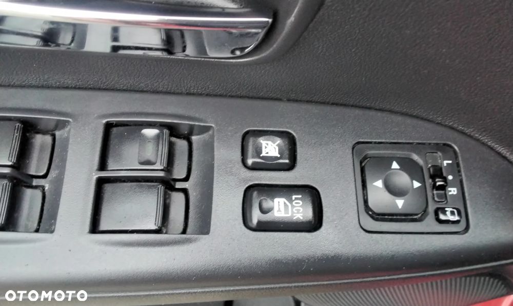 Mitsubishi ASX 1.6 2WD Intense - 18