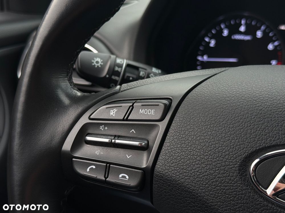 Hyundai i30 1.5 DPI Classic + - 11