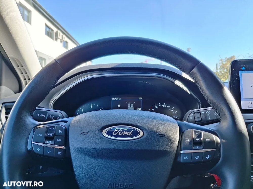 Ford Focus 1.5 EcoBlue Connected - 19