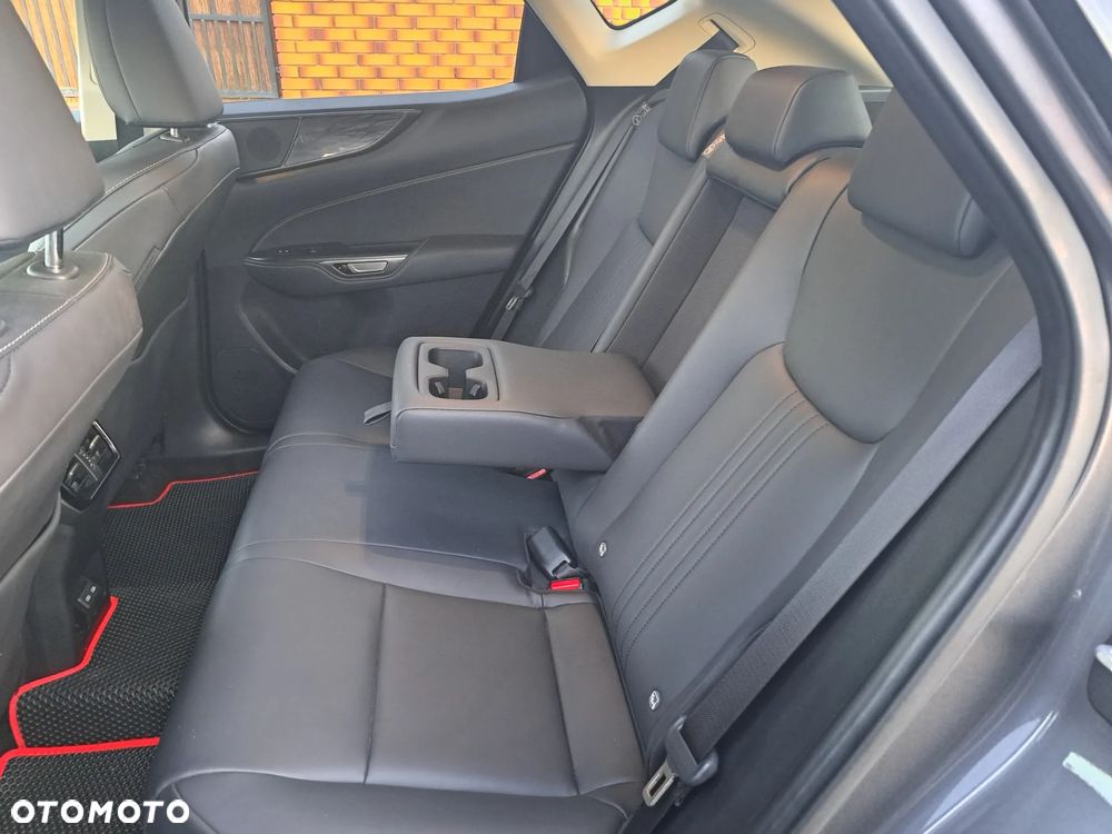 Lexus NX 450h+ E-FOUR Luxury - 16