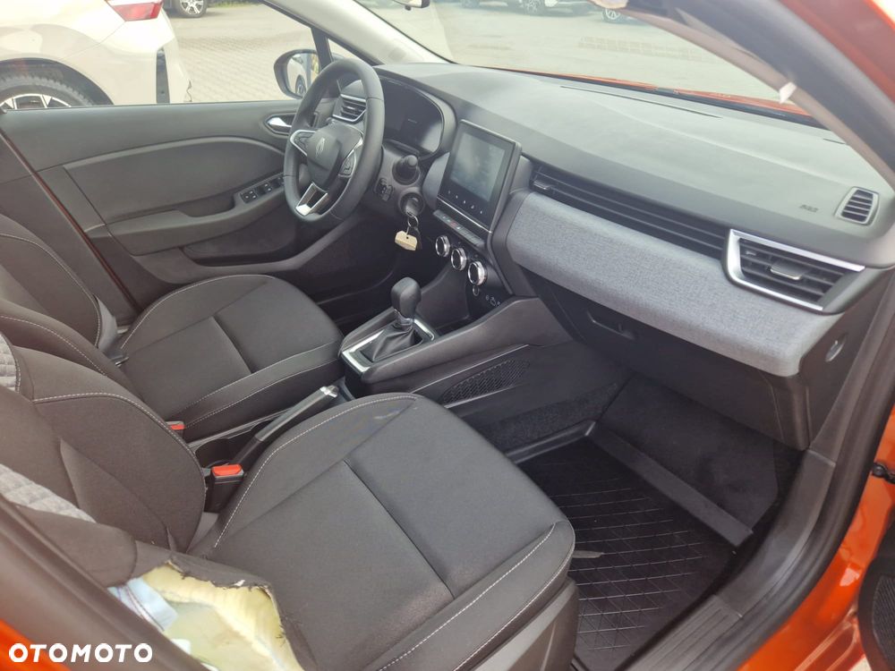 Renault Clio 1.6 E-TECH Techno - 13