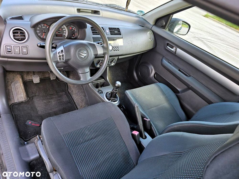 Suzuki Swift 1.3 Comfort - 19